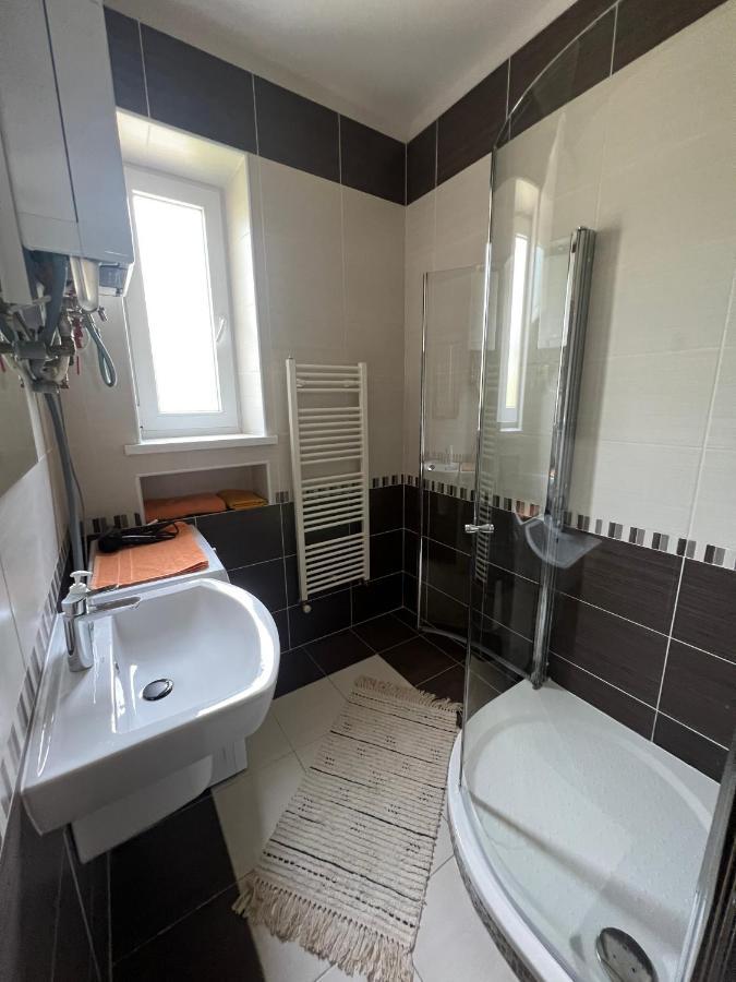 Elegantny Byt V Srdci Mesta Trenčín 外观 照片